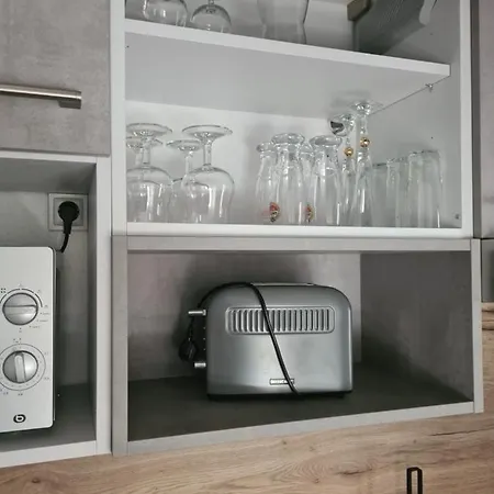 Le Petit Bucheron アパート *